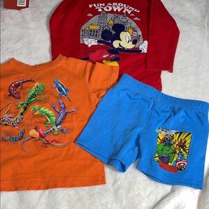 3 pcs boys’ size 3T-long-sleeve Mickey shirt, short-sleeved lizard shirt, shorts